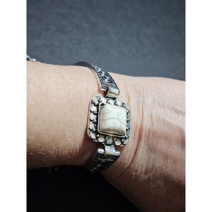 Silver tone white semiprecious stone bracelet